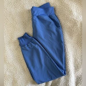 Women’s Figs jogger scrub pants